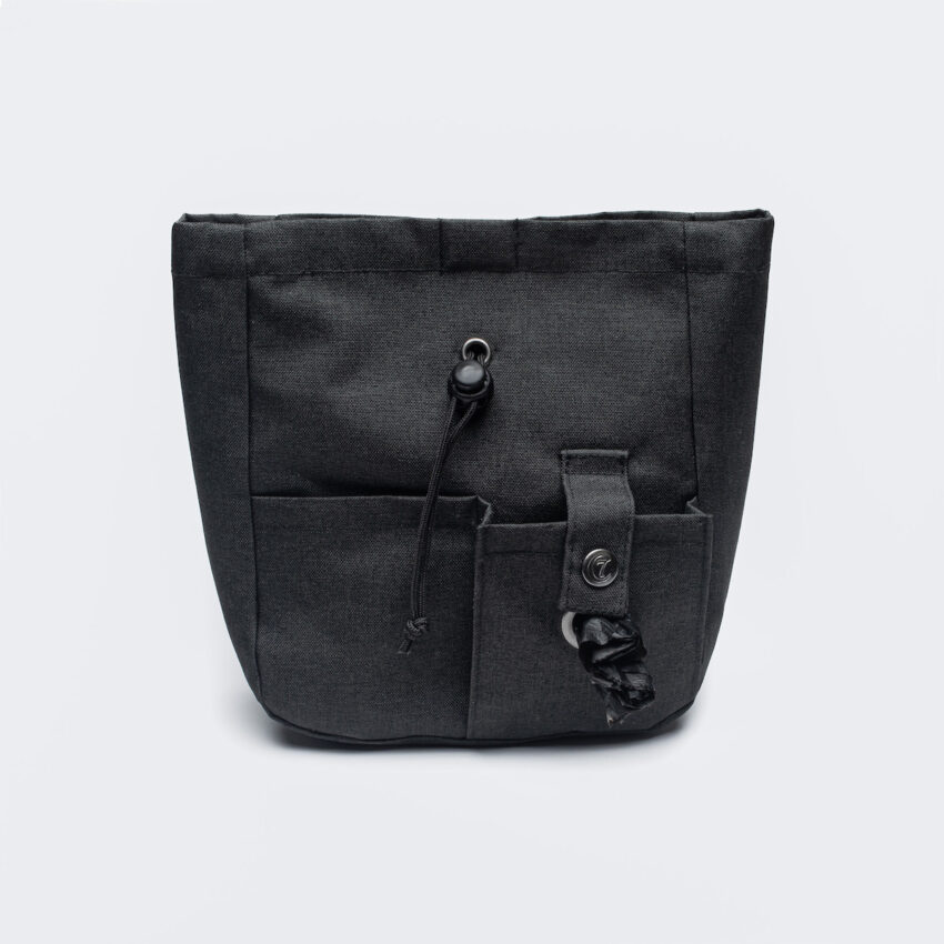 elbhunde dresden cloud7 hunde training leckerlibeutel black offen