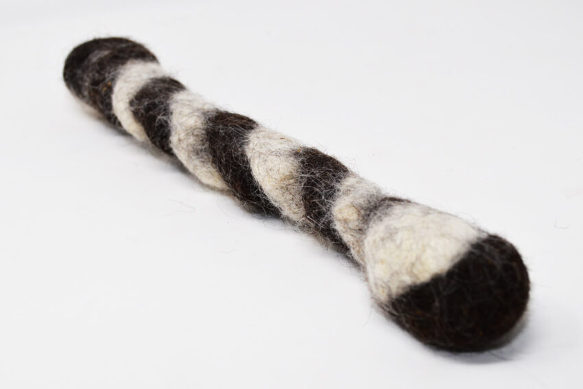 elbhunde dresden herz und hund hundespielzeug schafwolle zergel tau