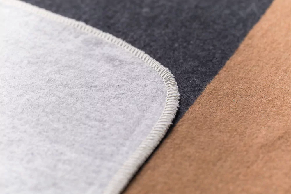 elbhunde dresden david fussenegger decke happy place grau naht