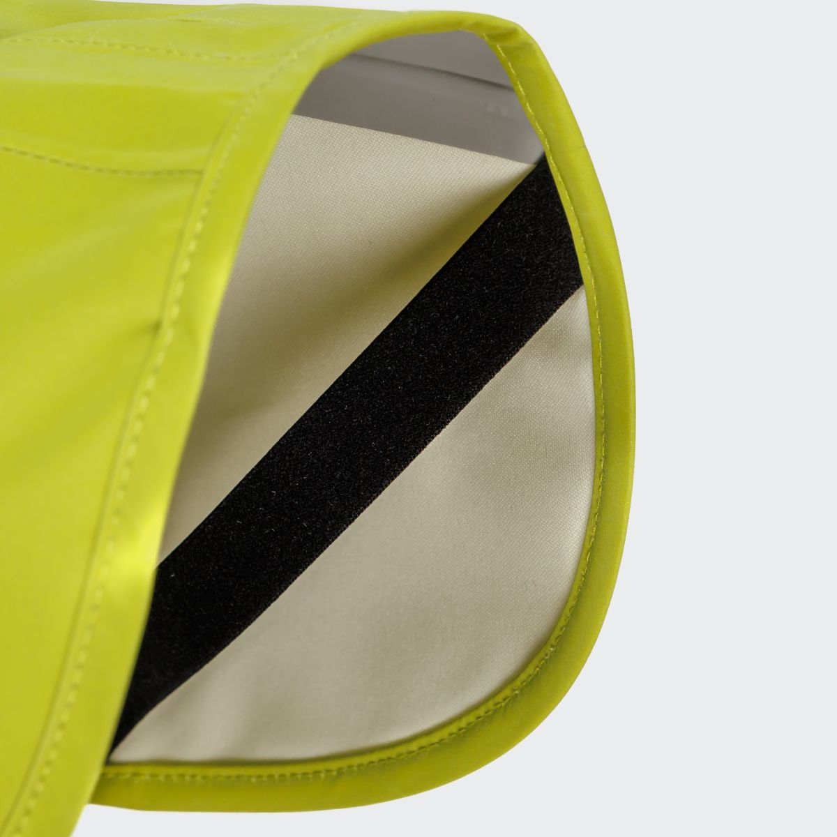 elbhunde cloud7 hunderegenmantel aktiv neongreen light olive dackel beinschlaufe