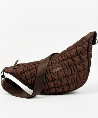 elbhunde cocopup crossbody crescent dog walking bag espresso